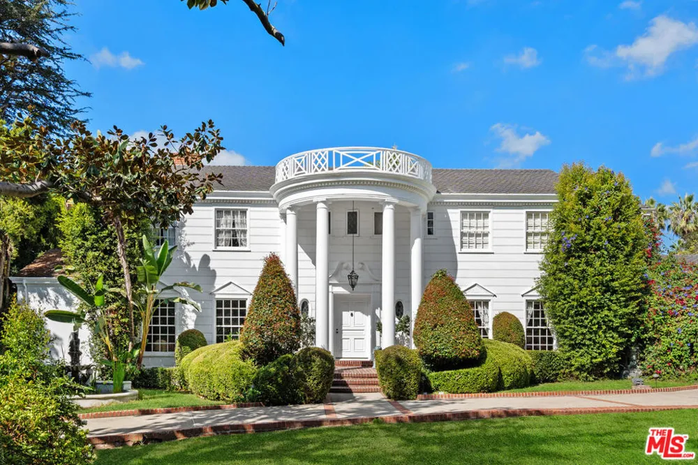 251 Bristol Avenue Los Angeles, CA 90049