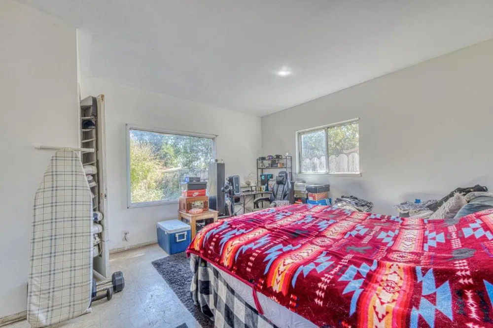 266 Manfre Road Watsonville, CA 95076
