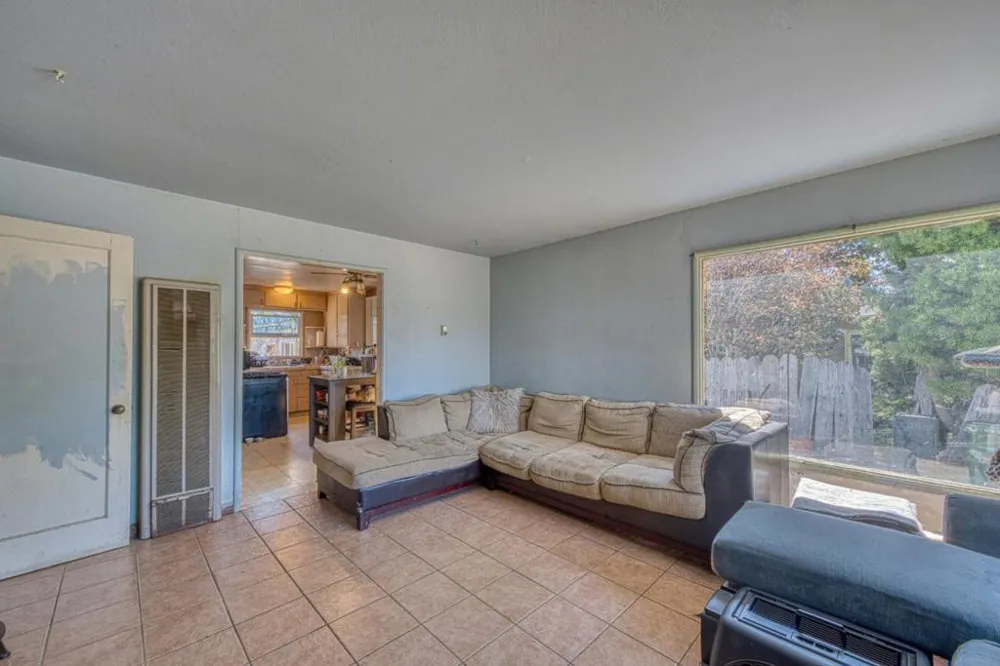 266 Manfre Road Watsonville, CA 95076