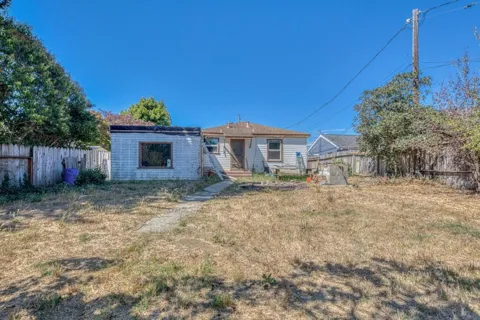 266 Manfre Road