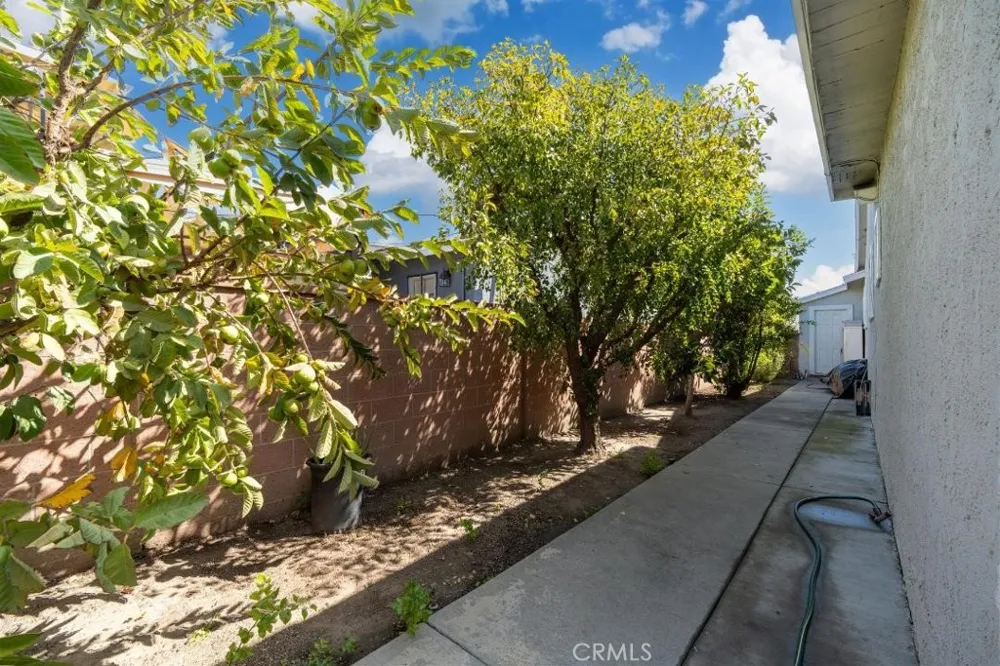 7849 La Habra Buena Park, CA 90620