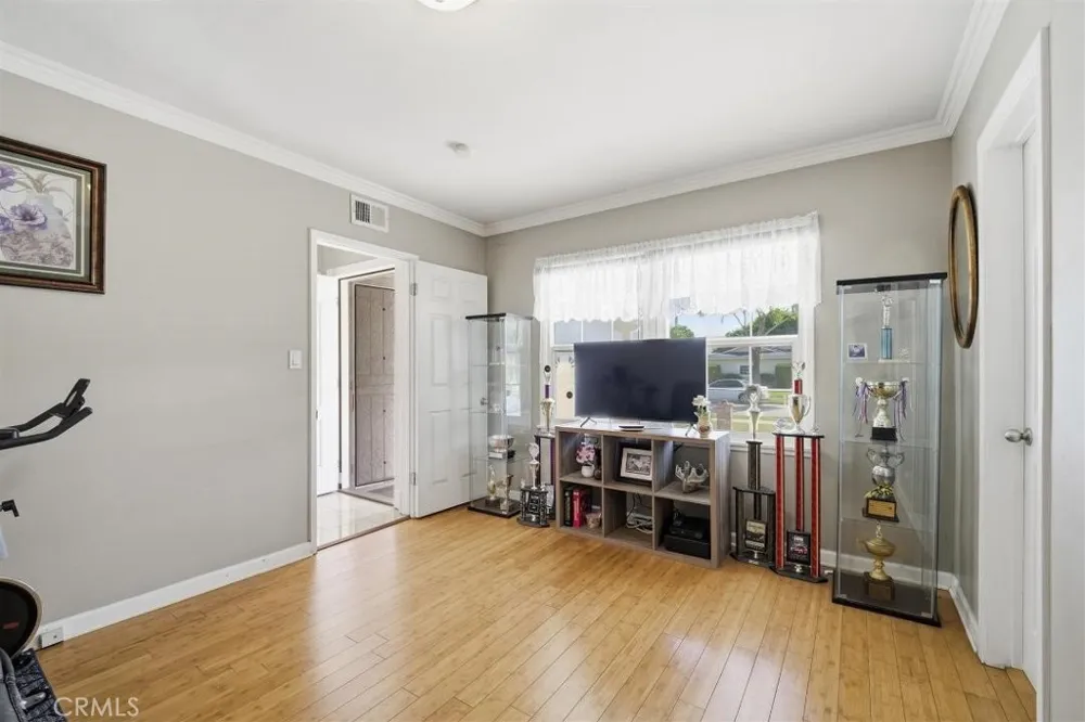 7849 La Habra Buena Park, CA 90620