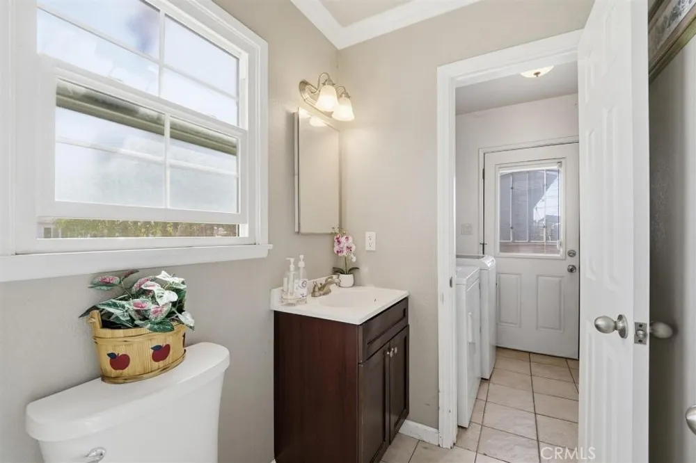 7849 La Habra Buena Park, CA 90620