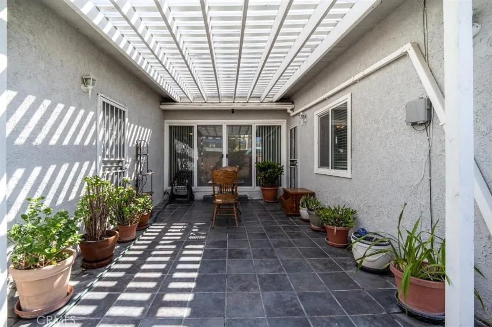 7849 La Habra Buena Park, CA 90620