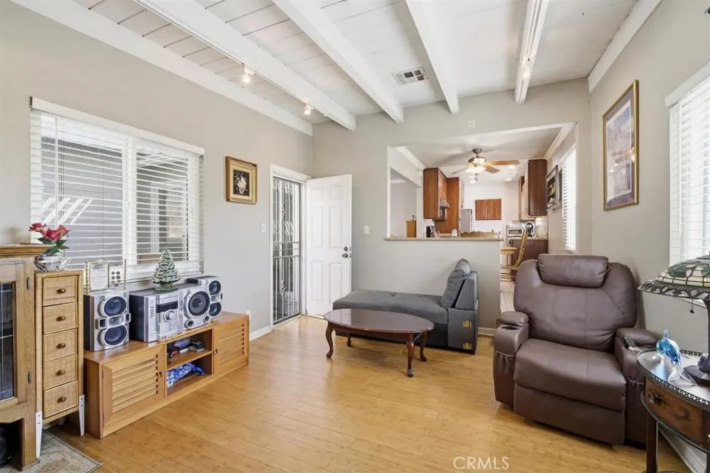 7849 La Habra Buena Park, CA 90620