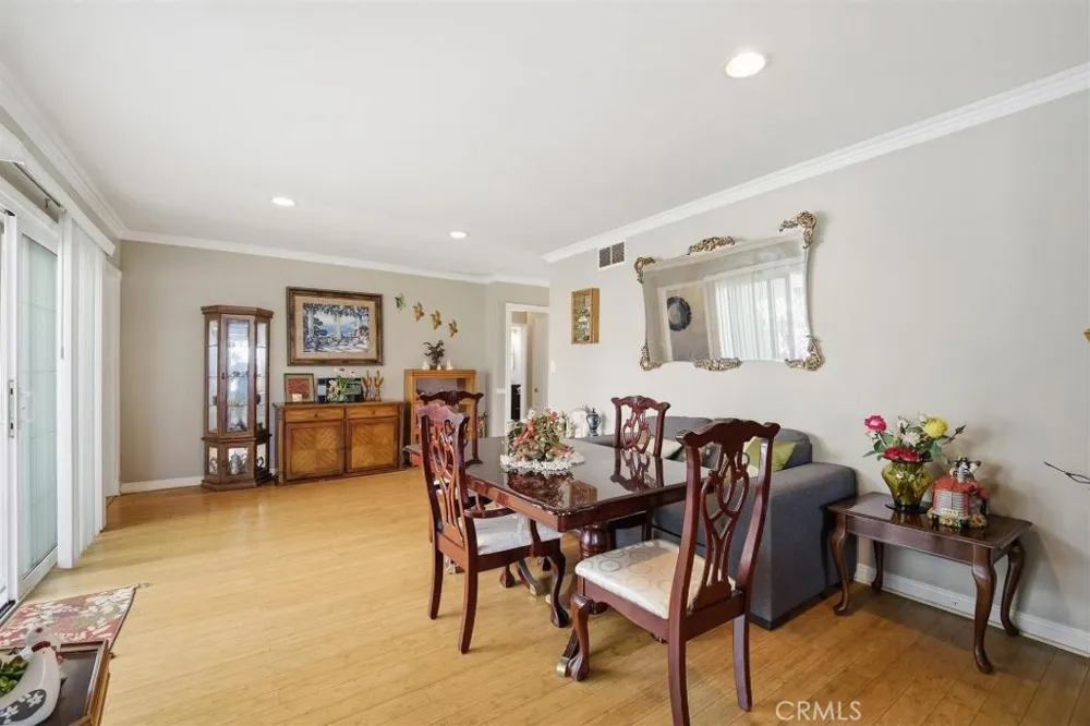7849 La Habra Buena Park, CA 90620