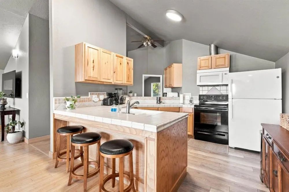 603 Tyler Trail Hollister, CA 95023