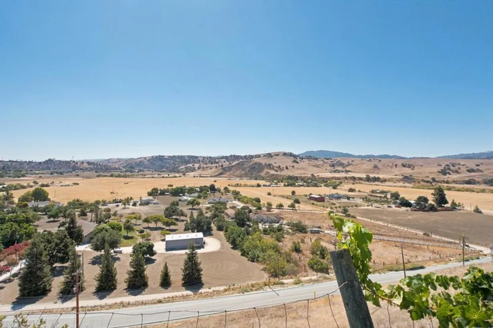 603 Tyler Trail Hollister, CA 95023