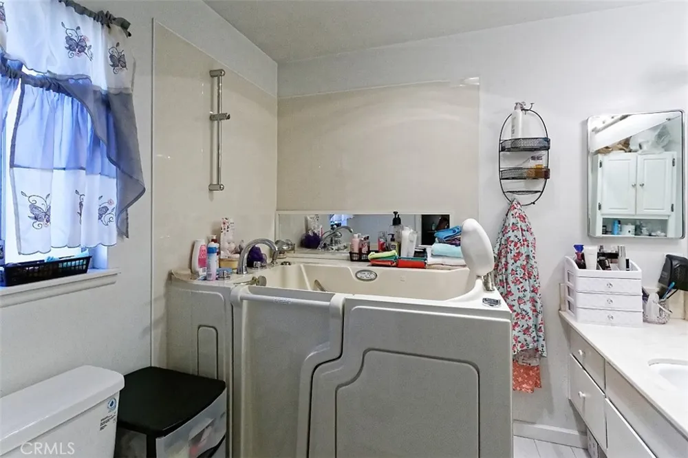 14035 Wimbleton Drive Victorville, CA 92395