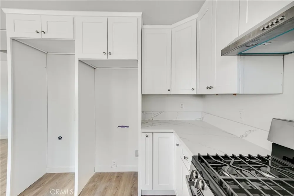 18544 Bryant Street Northridge, CA 91324