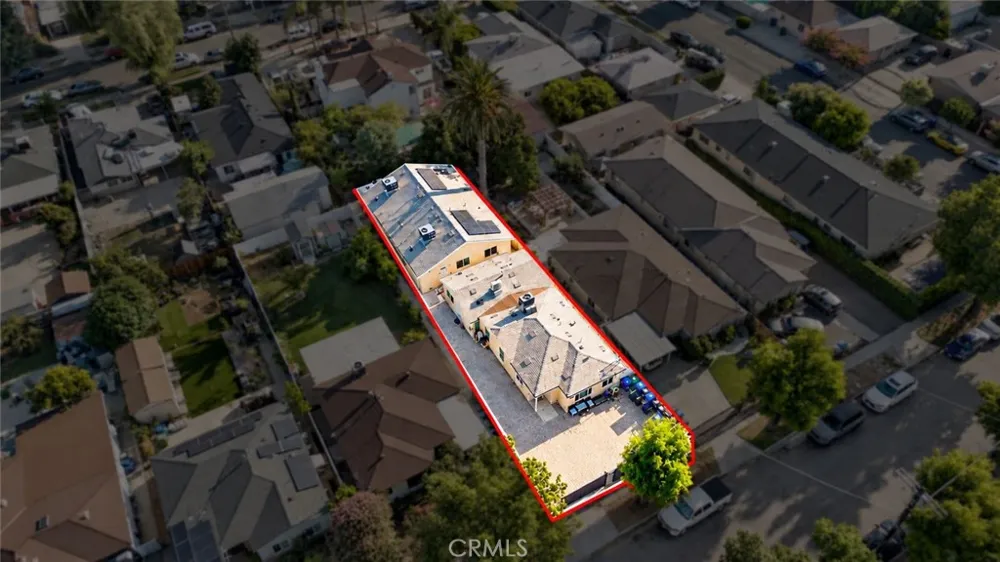18544 Bryant Street Northridge, CA 91324