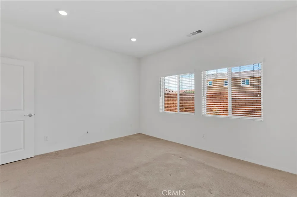 15644 Cobalt Road Victorville, CA 92394