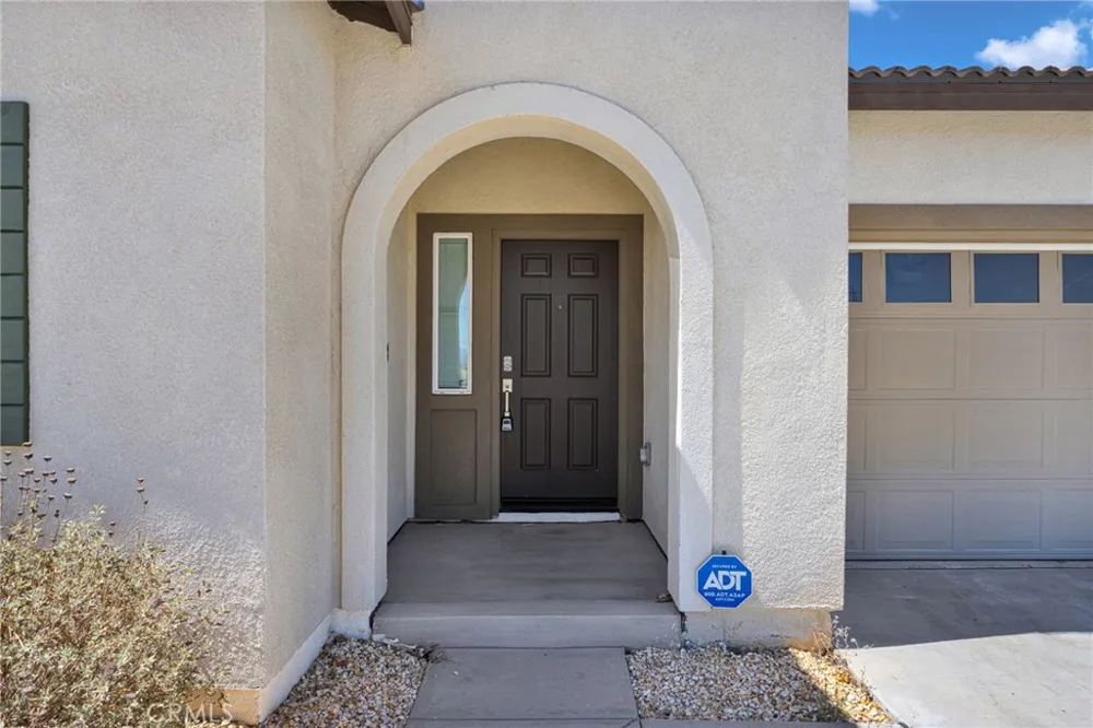 15644 Cobalt Road Victorville, CA 92394