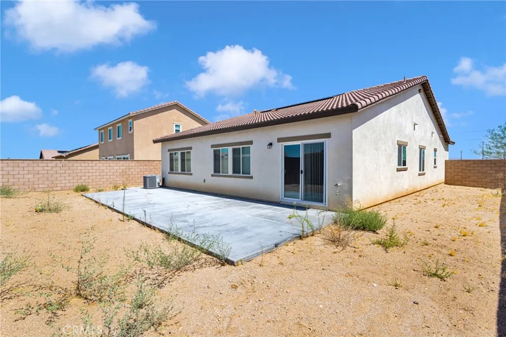 15644 Cobalt Road Victorville, CA 92394