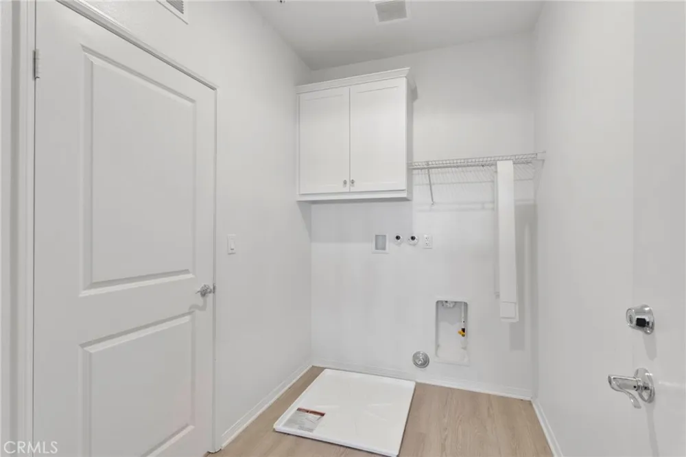 15644 Cobalt Road Victorville, CA 92394