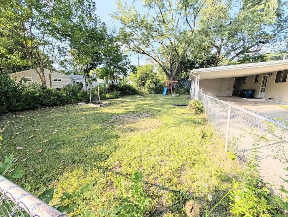 2734 Hampshire Road Ann Arbor, MI 48104