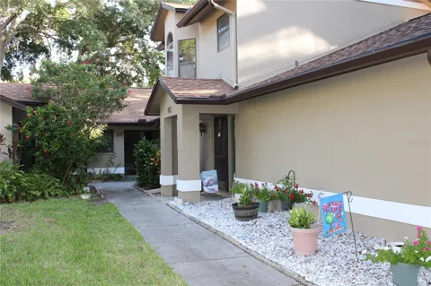 1671 HAMILTON COURT