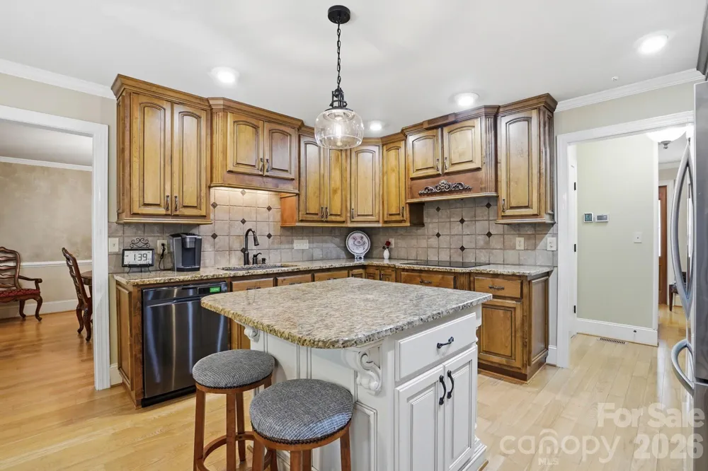 405 Hillcrest Drive Harrisburg, NC 28075