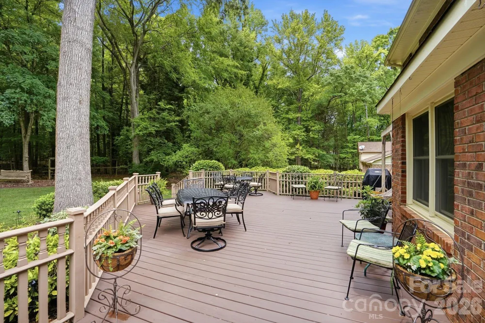 405 Hillcrest Drive Harrisburg, NC 28075