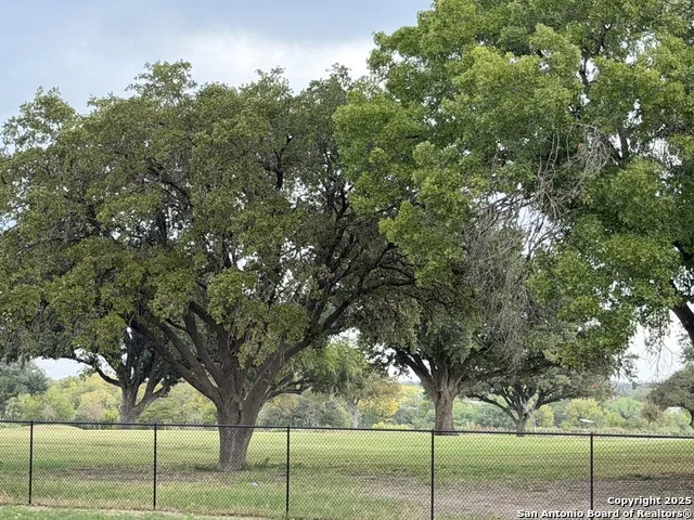 2011 Mission San Antonio, TX 78214