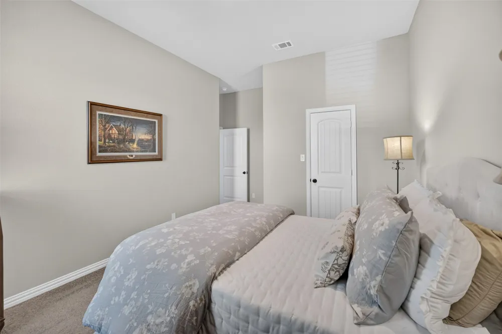 4004 Sanger Meadow Drive Sanger, TX 76266