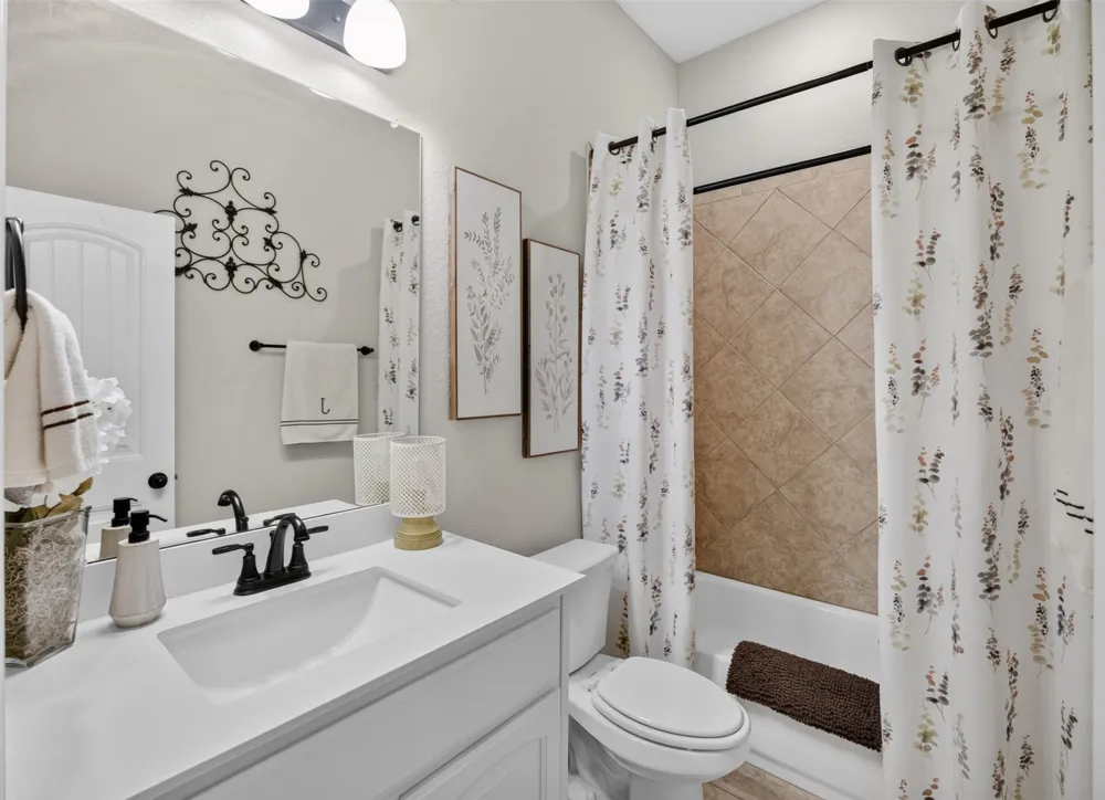 4004 Sanger Meadow Drive Sanger, TX 76266