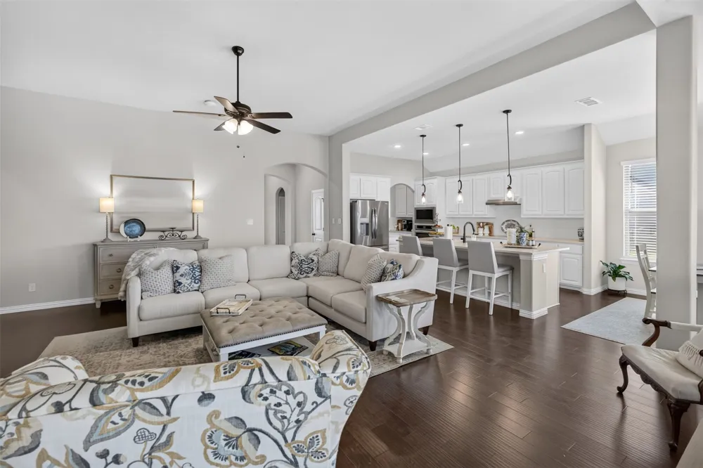 4004 Sanger Meadow Drive Sanger, TX 76266