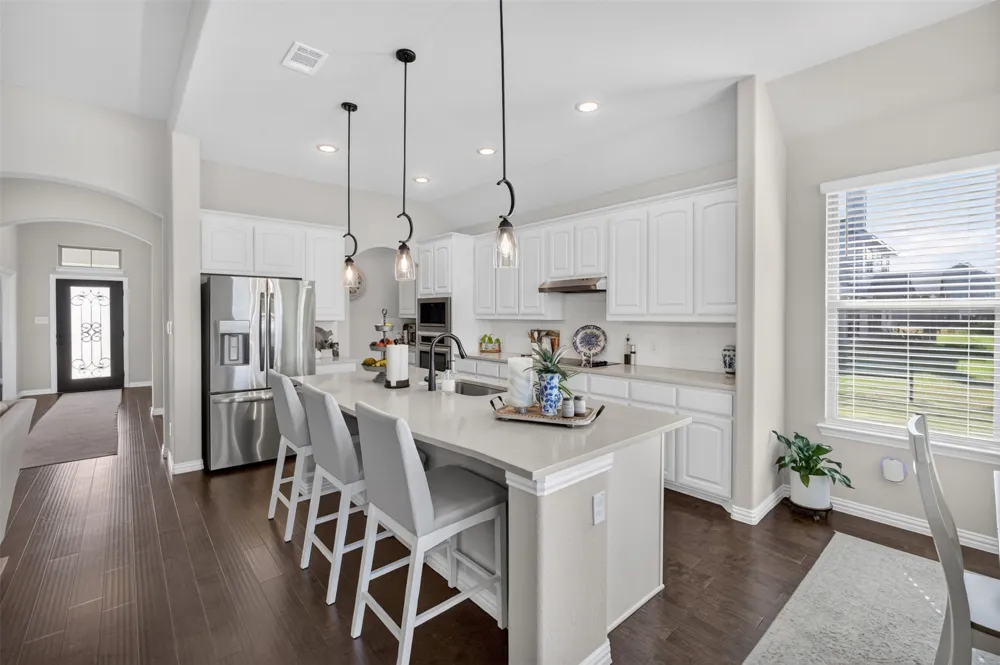 4004 Sanger Meadow Drive Sanger, TX 76266