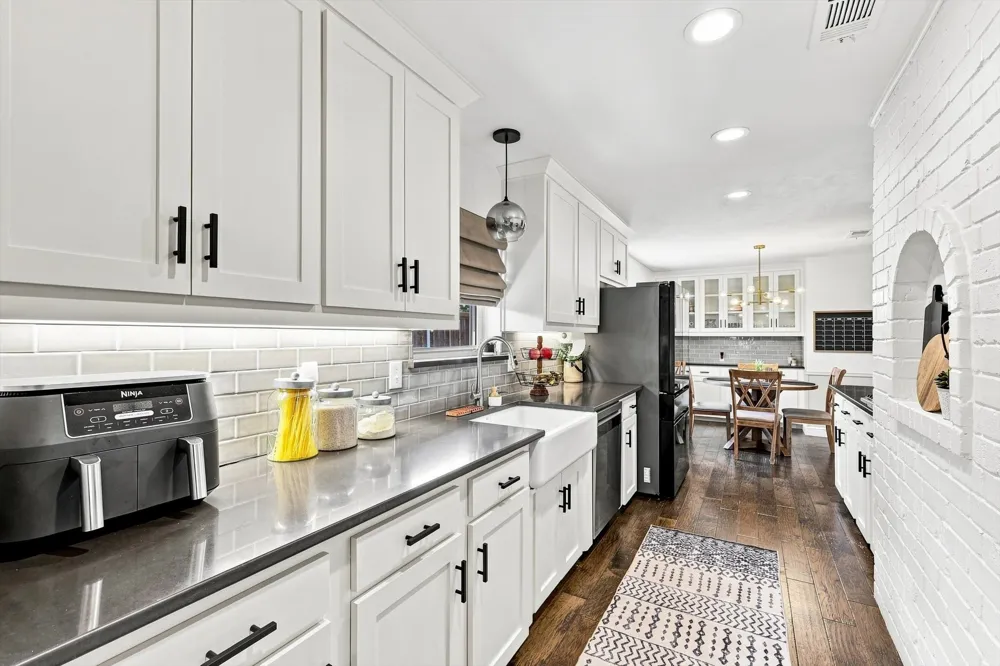 308 Canyon Valley Drive Richardson, TX 75080