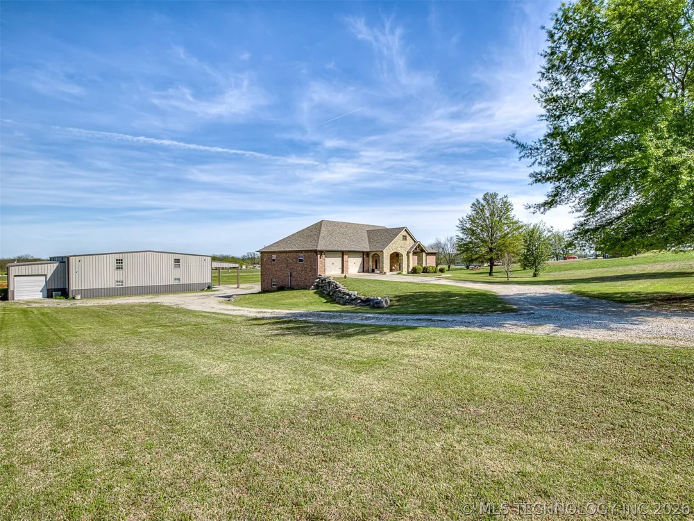 40800 3988 ROAD Collinsville, OK 74021