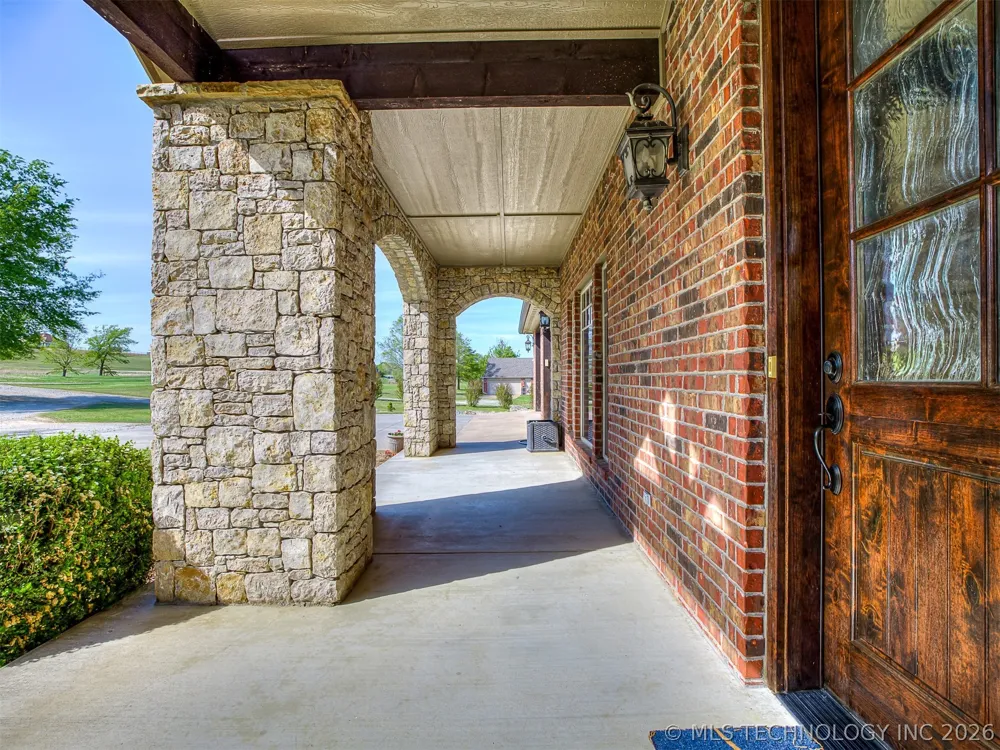 40800 3988 ROAD Collinsville, OK 74021