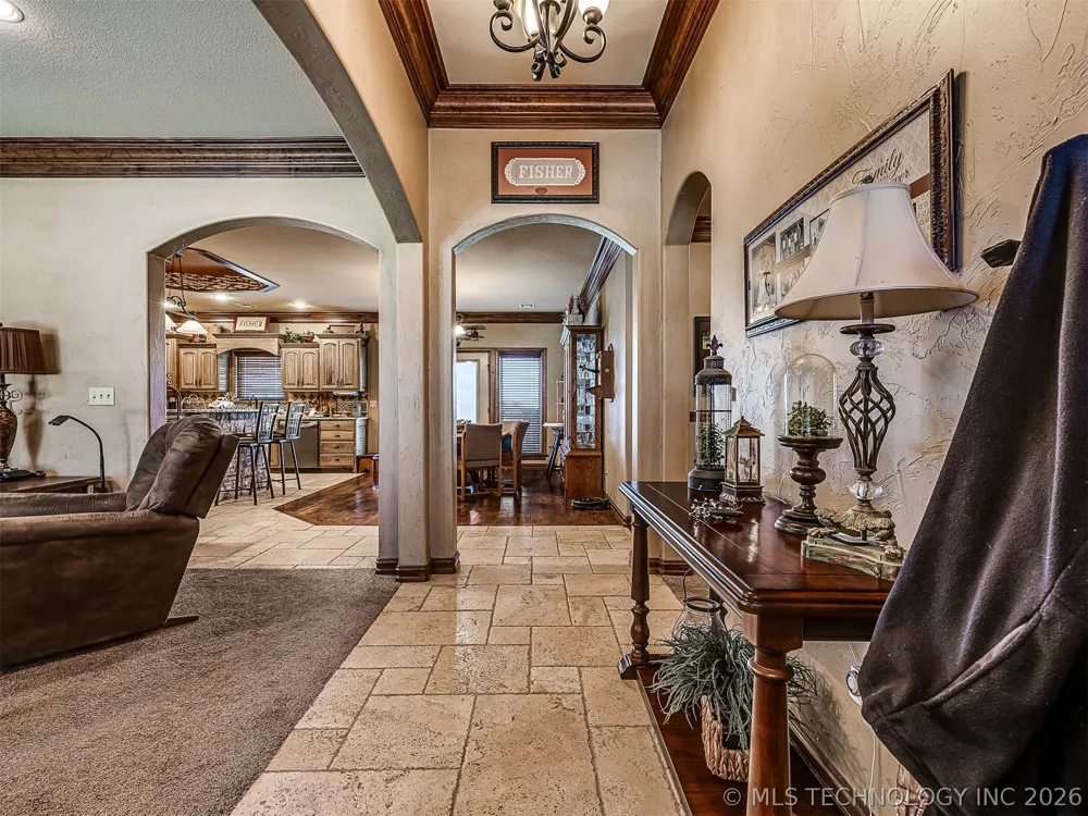40800 3988 ROAD Collinsville, OK 74021