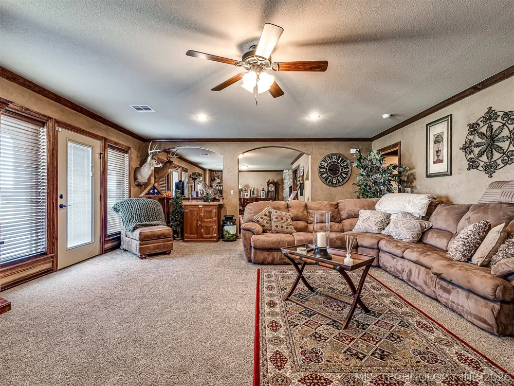 40800 3988 ROAD Collinsville, OK 74021