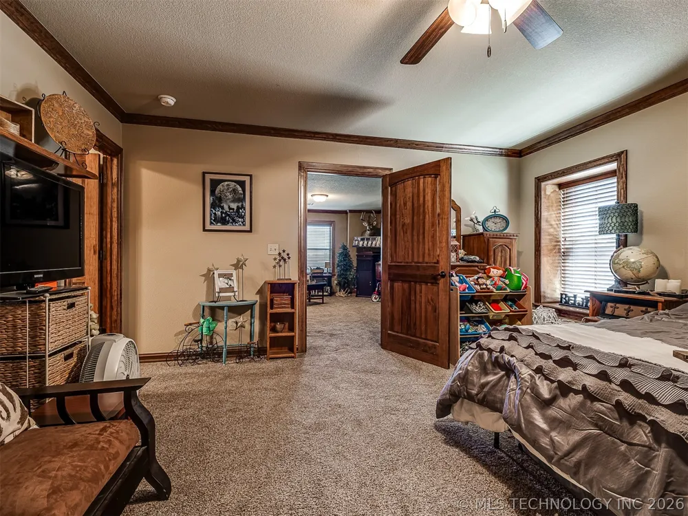 40800 3988 ROAD Collinsville, OK 74021