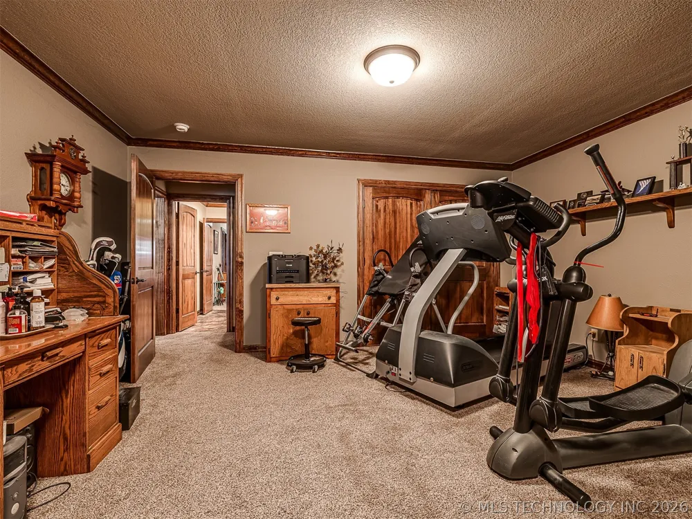 40800 3988 ROAD Collinsville, OK 74021