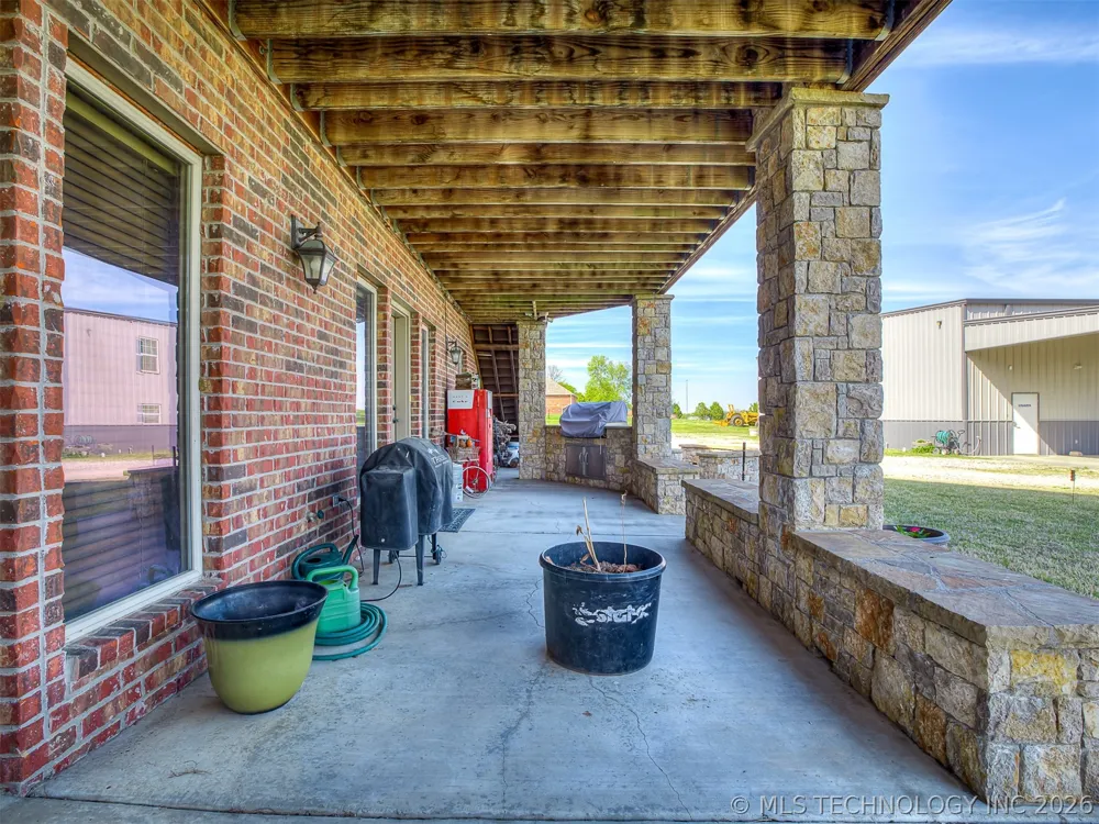40800 3988 ROAD Collinsville, OK 74021