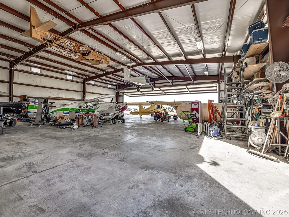 40800 3988 ROAD Collinsville, OK 74021
