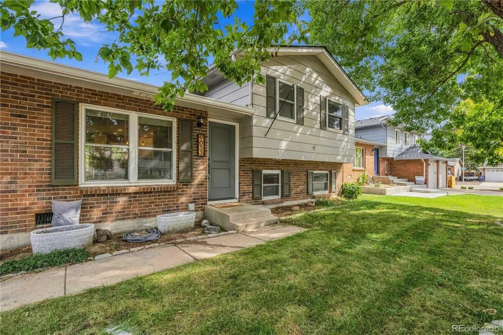 9033 W Union Avenue Denver, CO 80123