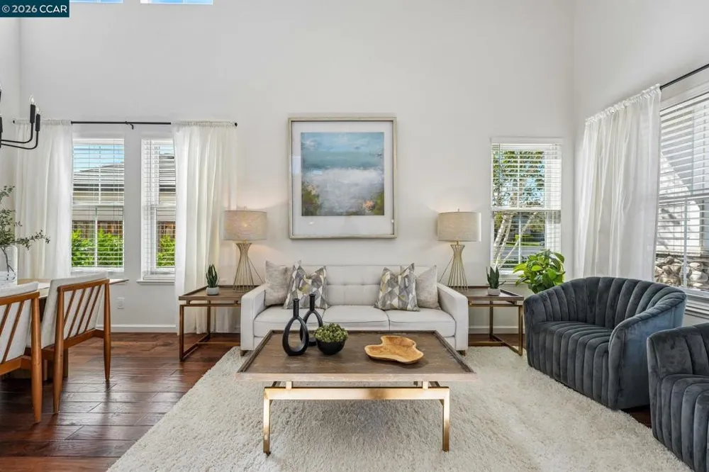 4926 Redwood Ave Dublin, CA 94568