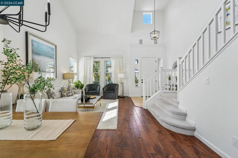 4926 Redwood Ave Dublin, CA 94568