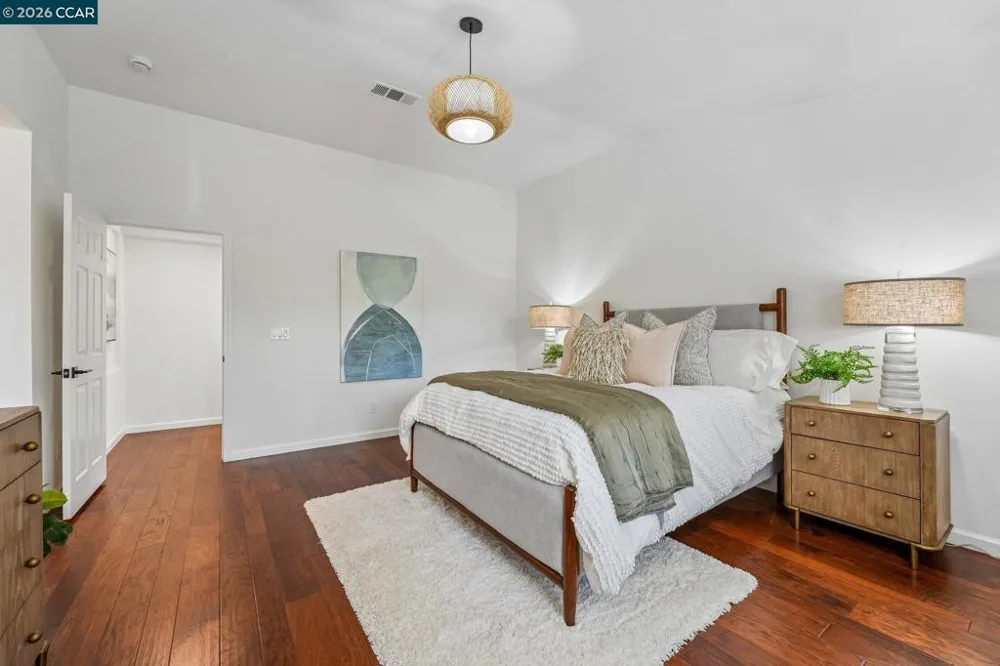 4926 Redwood Ave Dublin, CA 94568