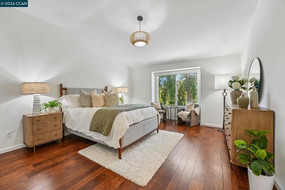 4926 Redwood Ave Dublin, CA 94568
