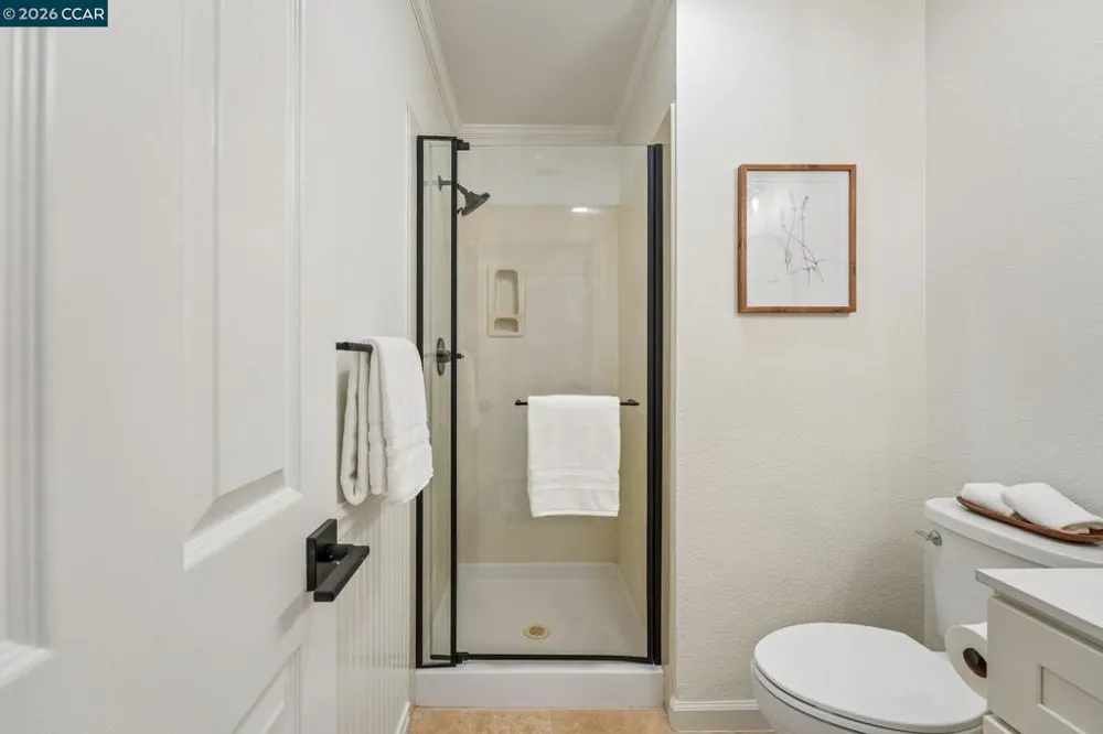 4926 Redwood Ave Dublin, CA 94568