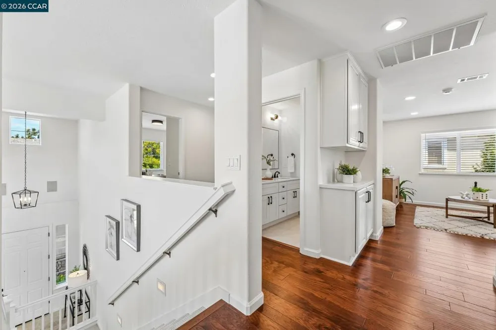 4926 Redwood Ave Dublin, CA 94568