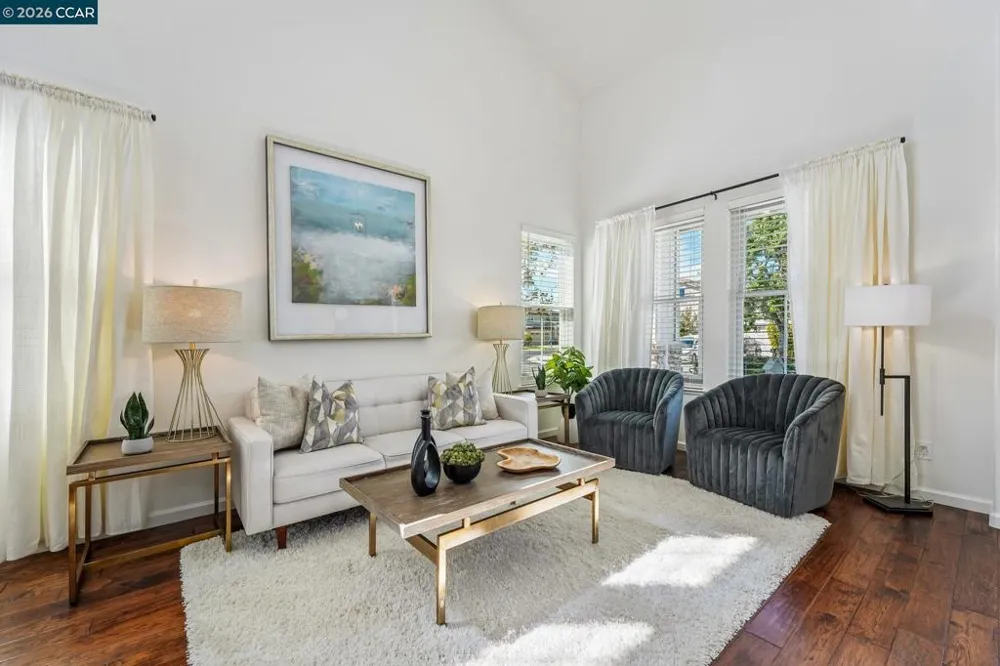 4926 Redwood Ave Dublin, CA 94568