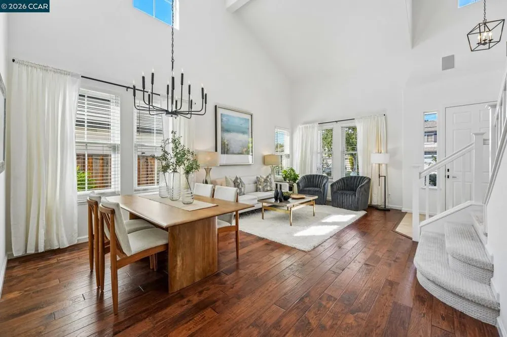 4926 Redwood Ave Dublin, CA 94568
