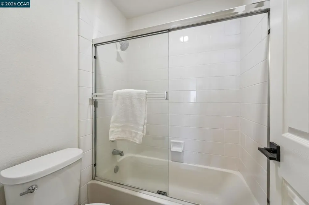 4926 Redwood Ave Dublin, CA 94568