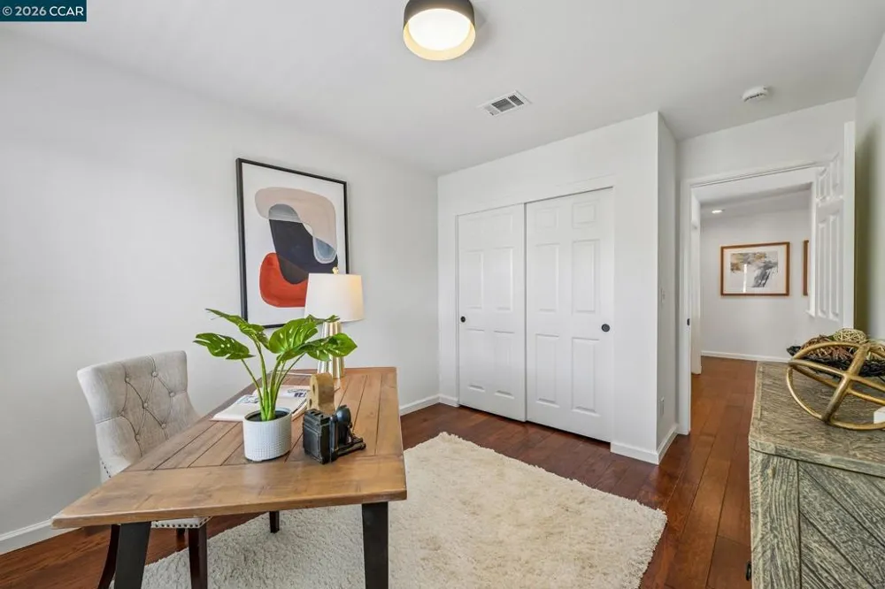 4926 Redwood Ave Dublin, CA 94568