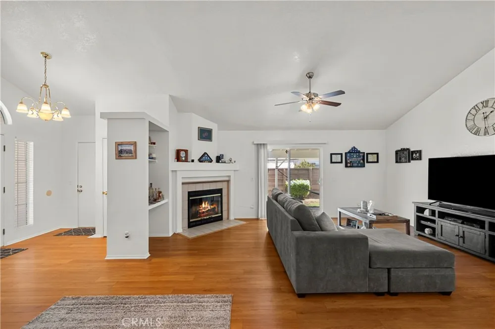 20050 Crestview Canyon Country, CA 91351