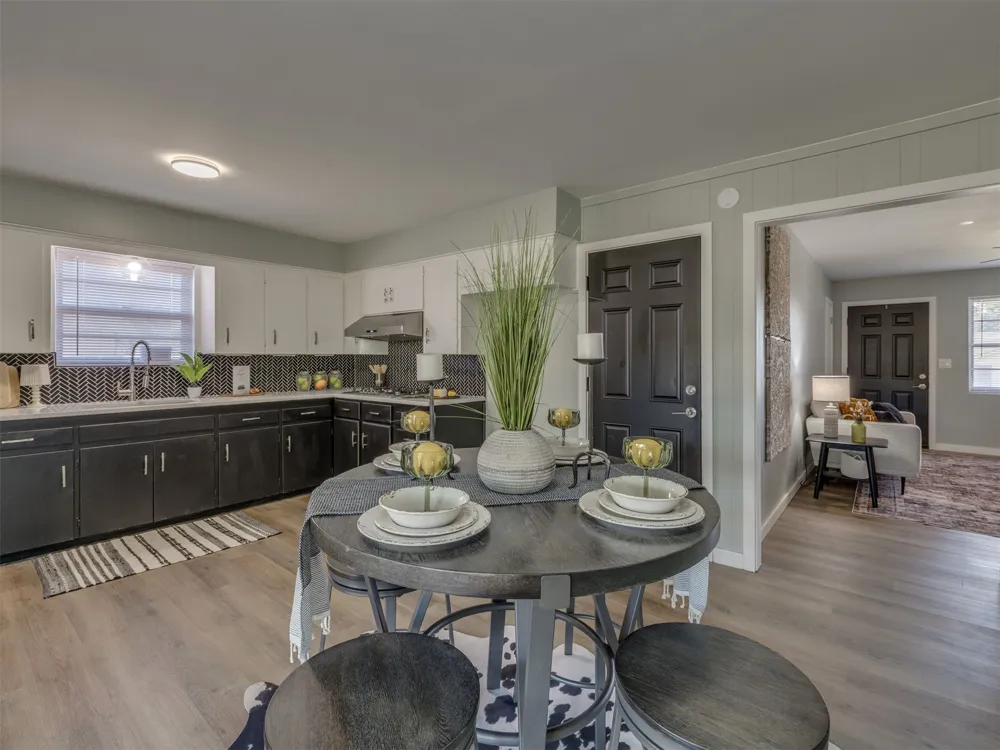 642 Moccasin Place Sapulpa, OK 74066